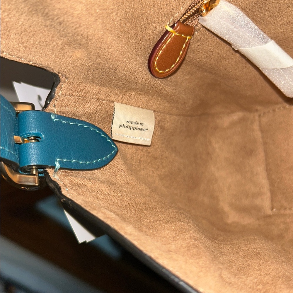Coach Etta Small Flap Shoulder Bag, NWT! Two straps for shoulder and crossbody! - Picture 8 of 16